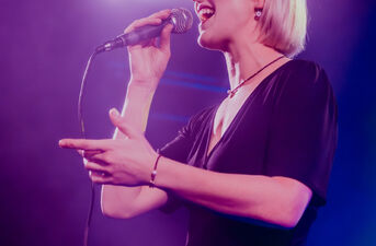 Drobna Zmiana Festival: W Dobrym Tonie