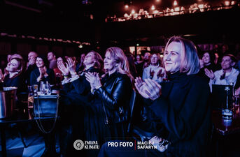 Drobna Zmiana Festival: W Dobrym Tonie