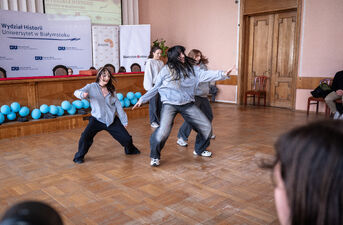 Dzień Azjatycki UwB