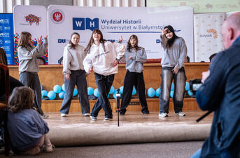 Dzień Azjatycki UwB