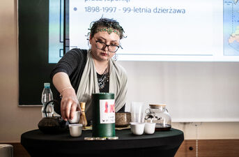 Dzień Azjatycki UwB