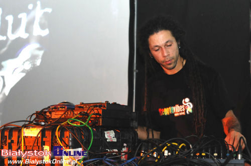 Koncert Zion Train, Sydney Polak