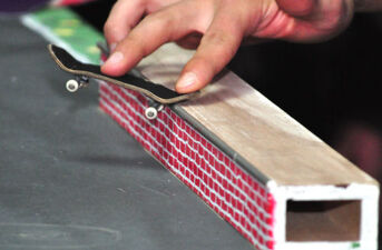 Zawody w FingerBoard