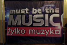 Casting do Must be the Music