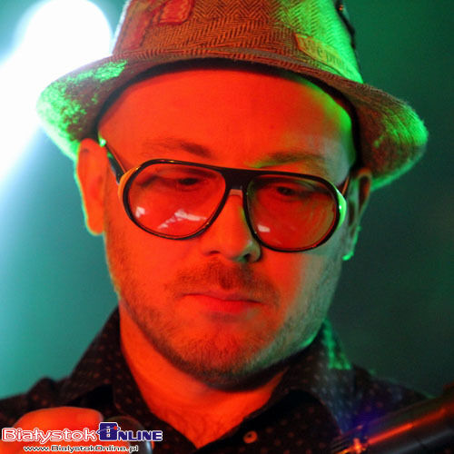 ŻUBROFFKA: Mama Diaspora