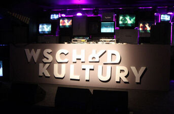 Festiwal Inny Wymiar. Pokaz mody, koncerty Todar i Czeremszyna i Up to Date after party