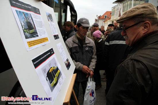 Festyn na Rynku Kościuszki i prezentacja autobusu hybrydowego
