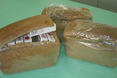 Białorusinka przewoziła nielegalny tytoń w bochenkach chleba 