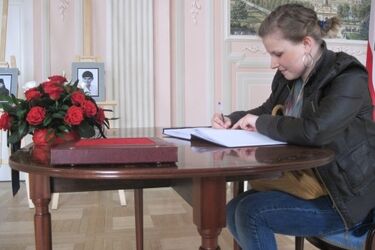 Białostoczanie wyrażają swój żal po stracie wybitnych Polaków