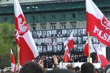 Cała Polska żegnała  ofiary tragedii pod Smoleńskiem