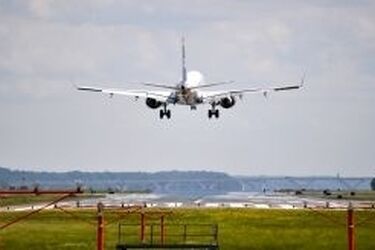 Lotnisko w Sanikach: Rozpoczęto wyłanianie wykonawcy analizy lotów