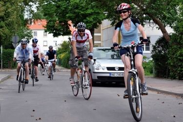 Rowerzyści pomagają polskim hospicjom