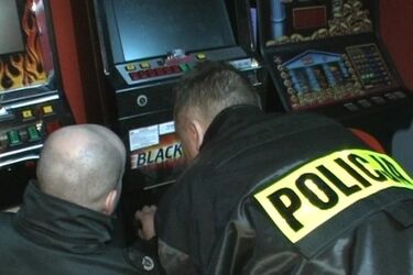 Białostockie służby zatrzymały kolejne osoby ws. "jednorękich bandytów"