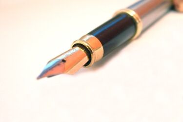 Napisz wiersz o piórze