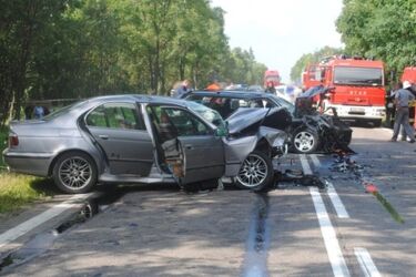 "Czołówka" na drodze krajowej nr 8. Sześć osób w szpitalu