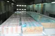 Przemytnicy ukryli 5300 paczek papierosów w dachach