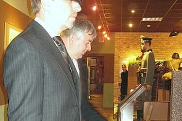 Bogdan Zdrojewski obejrzał nową wystawę Muzeum Wojska