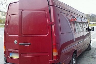 Białystok: Trzyosobowym busem jechało 13 osób