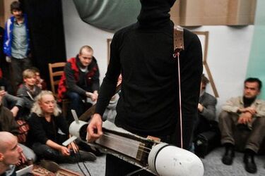  Wystrzałowy audioperformance  w Arsenale [wideo]