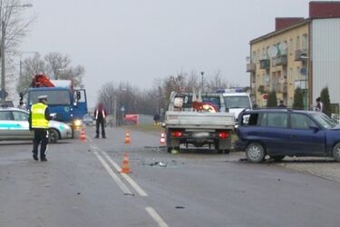  Na ulicy Elewatorskiej zderzyły się trzy samochody