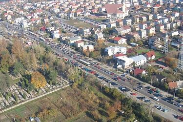 "Znicz": Bądź ostrożny na zatłoczonych drogach, zwłaszcza wokół cmentarzy