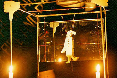  Wystawa "Z ognia i popiołów" w Galerii BTL