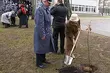 23 dęby upamiętniły białostockich policjantów zamordowanych w Katyniu