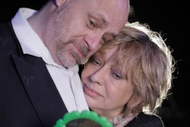 "Antygona w Nowym Jorku". Amerykański sen w krzywym zwierciadle