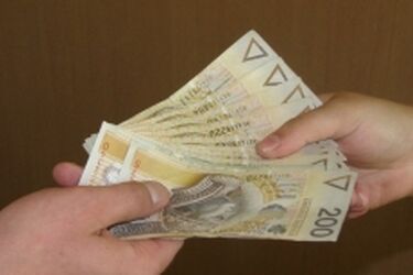 Plaga "wnuczków" nie ustaje. Staruszka straciła 5 tys. zł