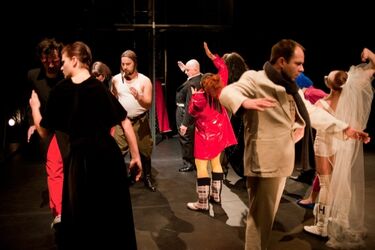 Bal manekinów. Zawiedzione nadzieje