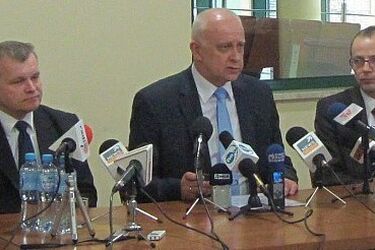 Marszałek chce przyspieszyć sesję ws. jego odwołania
