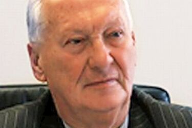 Wykład o kryminologii i nadanie tytułu doctor honoris causa UwB prof. Brunonowi Hołystowi