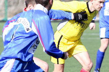 Piast walczy o życie, Włókniarz zmierzy się z wiceliderem