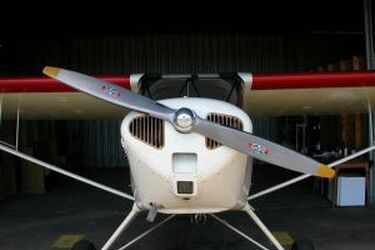 Spadochroniarze rozpoczynają nowy sezon i zapraszają na skoki