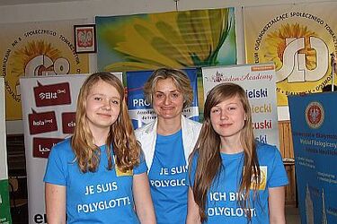 Białostockie gimnazjalistki  laureatkami konkursu Poliglota 2011