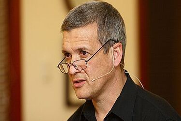  Świadek  ludobójstwa w Ruandzie na Wydziale Prawa UwB