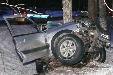 Jedna osoba zginęła, dwie zostały ranne. Policja szuka świadków wypadku