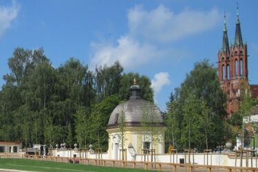 Ogrodzenie pałacu Branickich pod stałym nadzorem konserwatora