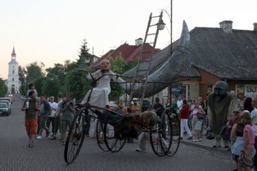 Spotkaj się z naturą i sztuką. Trwa Uroczysko