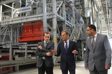 Donald Tusk odwiedził fabrykę IKEA w Orli
