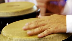 Gratka dla miłośników bębnów. Warsztaty ze Słomą i Żelazkiem