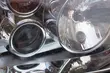 Mężczyzna zginął przygnieciony przez samochód