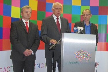 "Sprawa ma charakter polityczny" - marszałek komentuje decyzję prokuratury