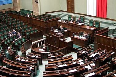 Kto zasiądzie w Sejmie? Zobacz nową listę posłów z naszego województwa