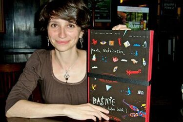 Marta Guśniowska  z BTL nagrodzona za  sztukę  "Pod-Grzybek"