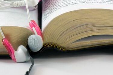 Białostoccy profesorowie czytają wiersze Miłosza