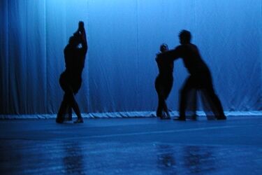 Poczekalnia. Podlaskie Stowarzyszenie Tańca zaprasza na spektakl