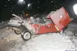 Samochód uderzył w drzewo. 4 osoby w szpitalu