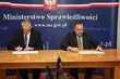Studenci prawa na praktykach w zespołach kuratorskich służb sądowych
