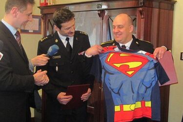 "Nasz podlaski Superman". Uratował Michasia, dostał nagrodę ministra [wideo]